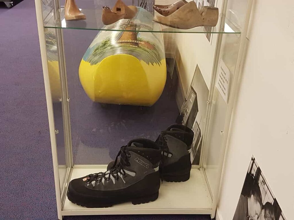 van-klomp-tot-schoen expositie Best