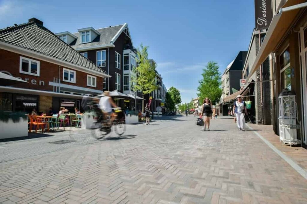 Tekstschrijver Best Wilma Vervoort Correspondent Eindhovens Dagblad Harold van de Ven Best