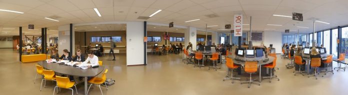 Tekstschrijver-Best-Content Schrijven -Wilma-Vervoort-Correspondent-Eindhovens-Dagblad-Verhaal van een Vluchteling Heerbeeck college Best