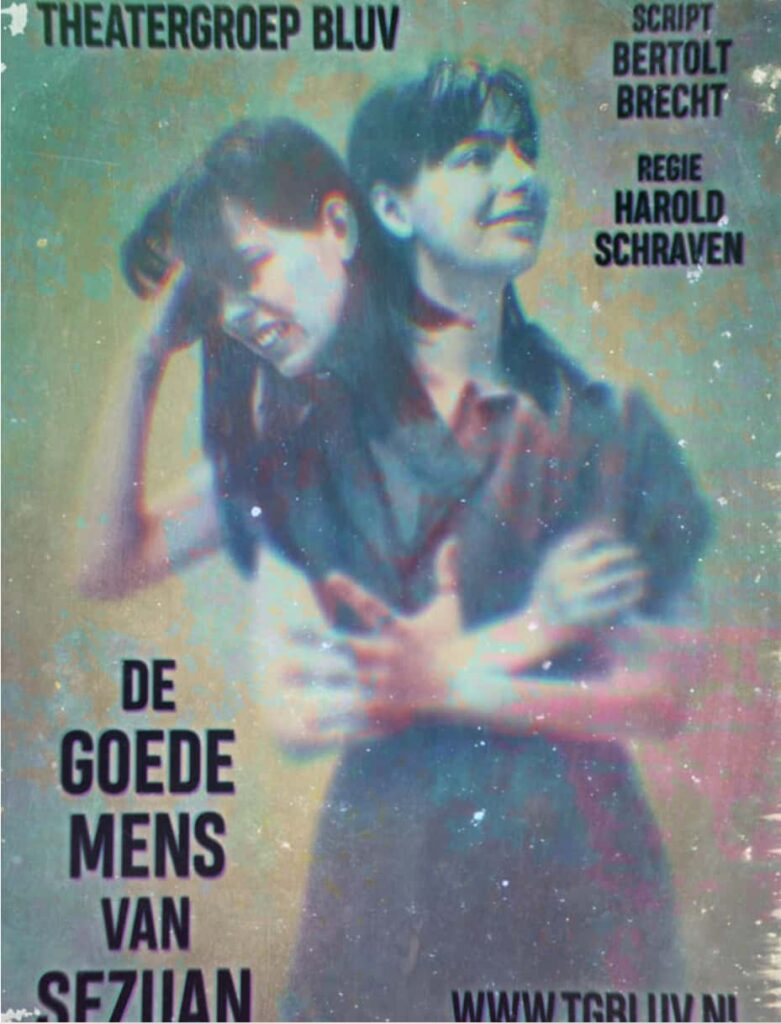 inandoutofafrica-menopause nomad-mijn moedboek -tekstschrijver-powerofthepen-interactiveacts-wilma vervoort-bluv brecht de goede mens van sezuan