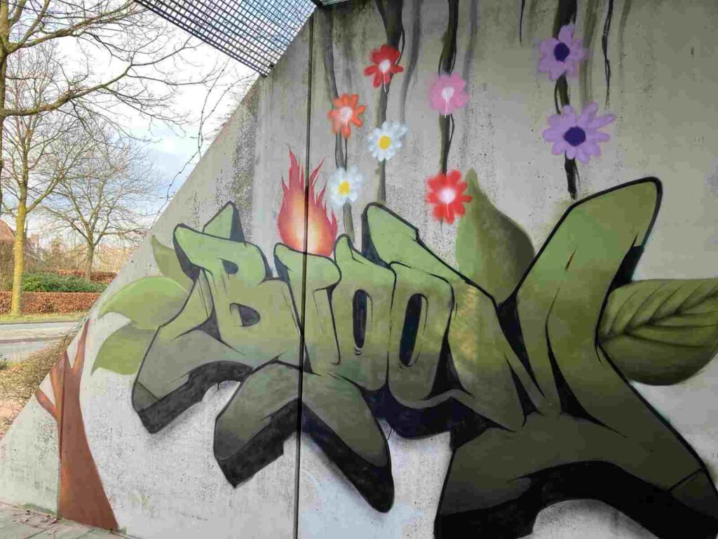 inandoutofafrica-menopause nomad-mijn moedboek -tekstschrijver-powerofthepen-interactiveacts-wilma vervoort-Heerbeeckweek